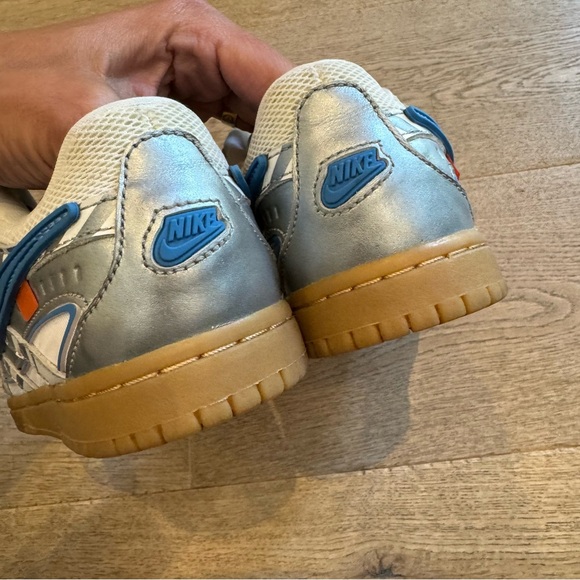 OFF-white Nike blue and neon orange DUNK SNEAKERS - Picture 9 of 11